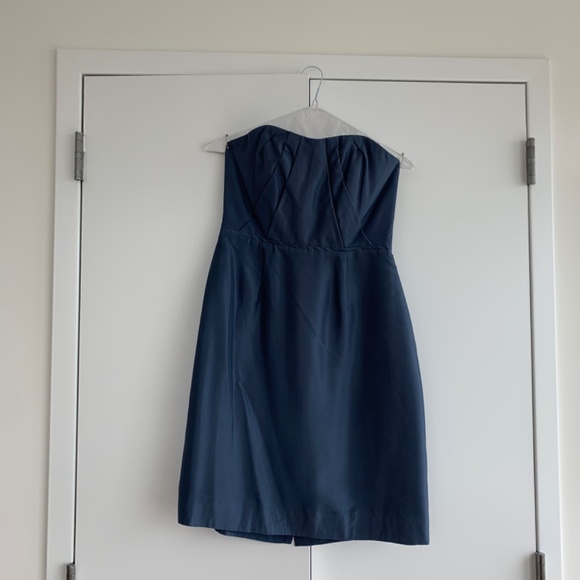 Nearly New J. Crew Alexia Dress in Slub Silk, size 4 - Picture 3 of 6